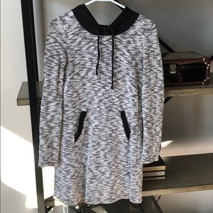 Black and white tunic